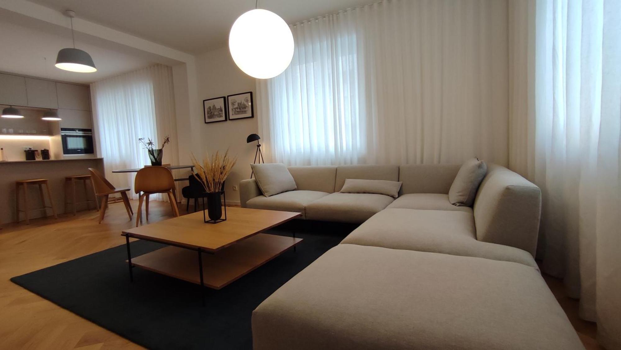 Bratislava Oldtown Apartment 130M2 ,60M2 Terrace And 2 Bathrooms Exterior foto